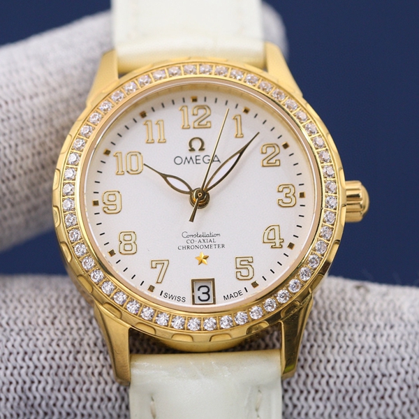 オメガ時計正面デザイン